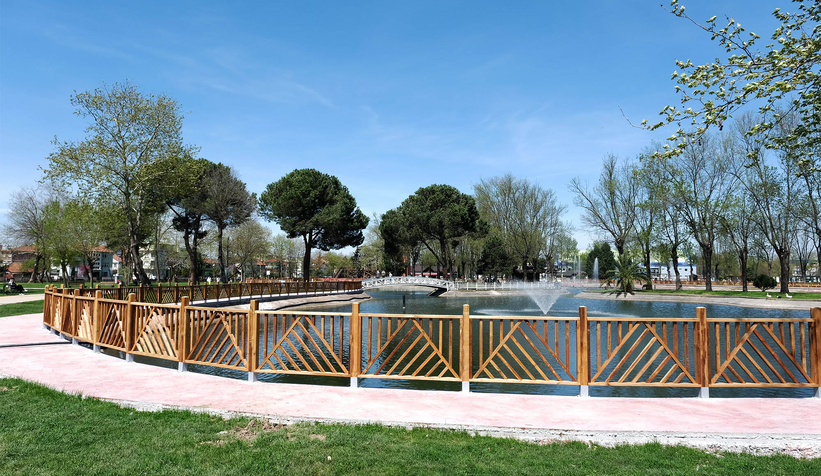 Şehir çiçeklerle bayrama hazırlandı