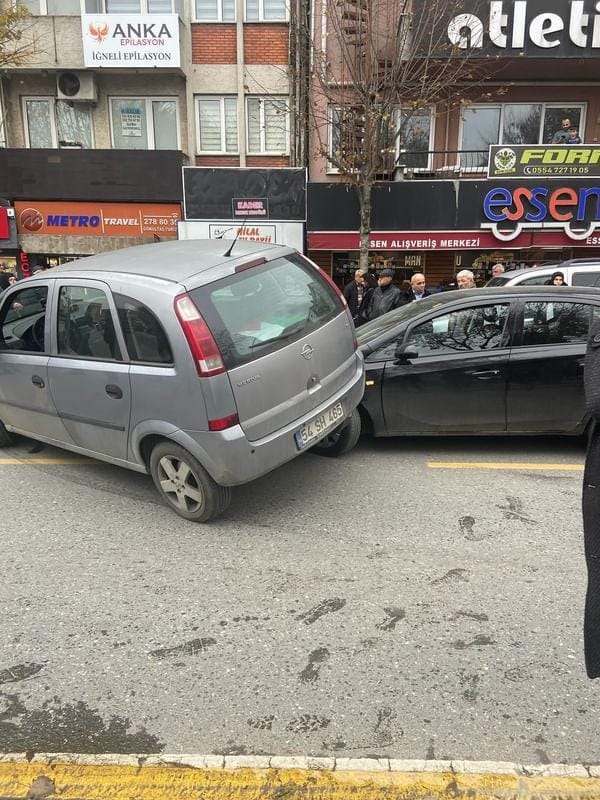 Şehir merkezinde zincirleme kaza