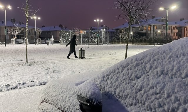 sehirden-kar-fotograflarizffkb1hrsm