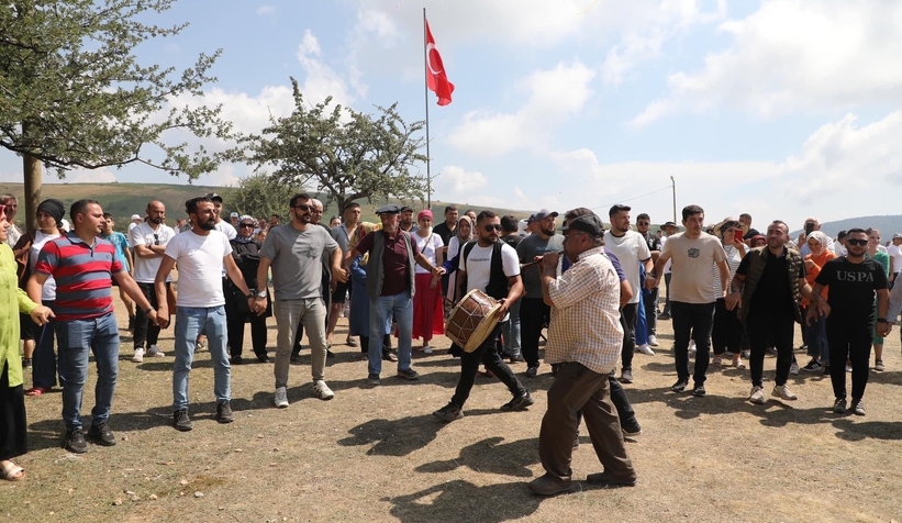 sehit-acisi-varken-senlik-yapildi-baskan-soykan-a-tepkiefraei9ck2