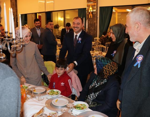 sehit-aileleri-ve-gazilere-iftarohk4rhnfb3