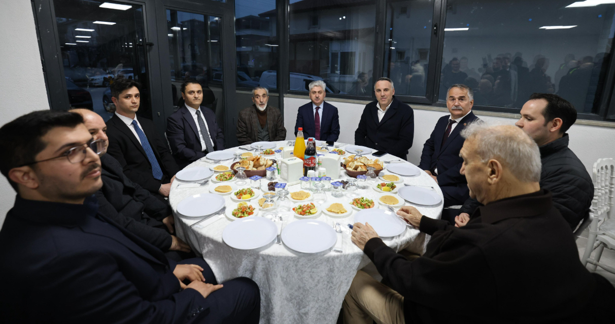 Şehit ailesinden iftar yemeği