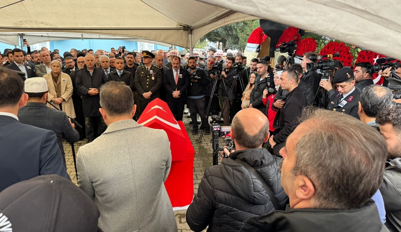 sehit-akin-karakus-topraga-verildibgrmafpuzh