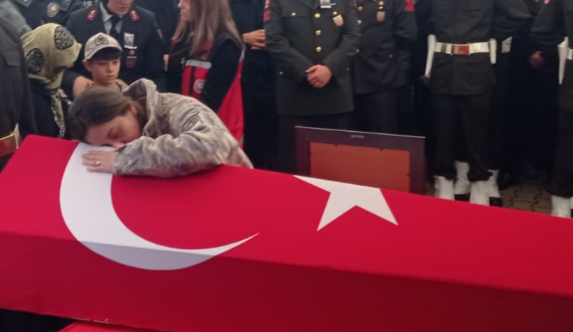 Şehit Akın Karakuş'un eşi; Vatan sağolsun şehidim