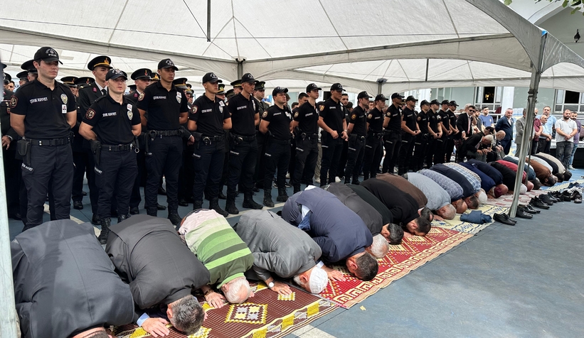 sehit-astsubay-mehmet-fatih-cangir-son-yolculuguna-ugurlaniyorae1xnldyzt