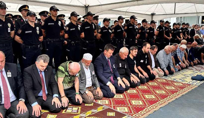 sehit-astsubay-mehmet-fatih-cangir-son-yolculuguna-ugurlaniyorae1xnldyzt