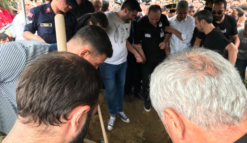 sehit-astsubay-mehmet-fatih-cangir-son-yolculuguna-ugurlaniyorae1xnldyzt