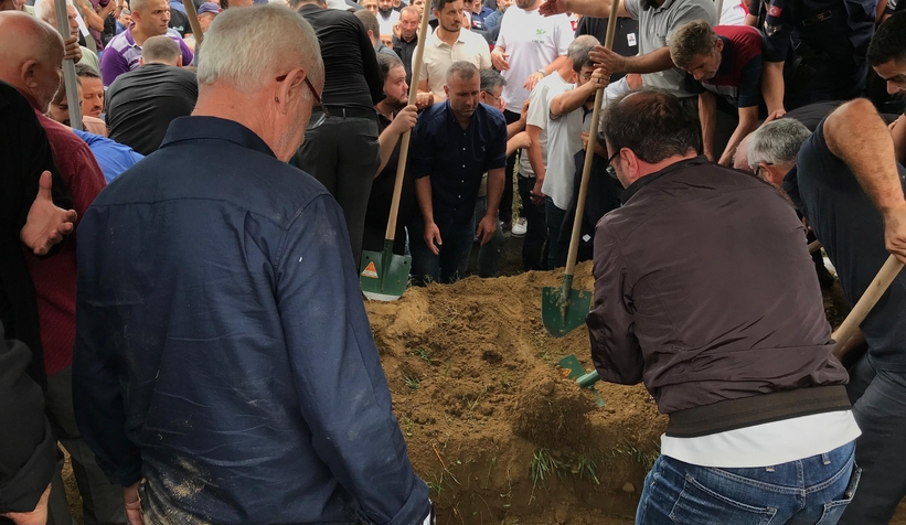 sehit-astsubay-mehmet-fatih-cangir-son-yolculuguna-ugurlaniyorae1xnldyzt