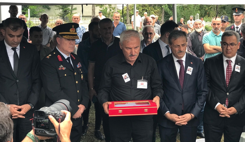 sehit-astsubay-mehmet-fatih-cangir-son-yolculuguna-ugurlaniyorae1xnldyzt