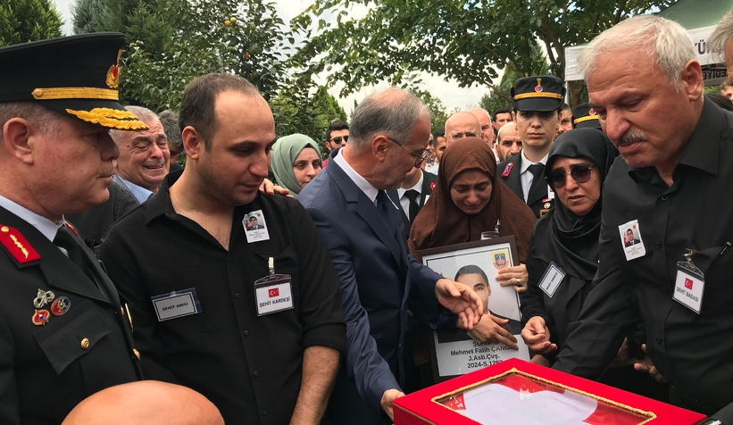 sehit-astsubay-mehmet-fatih-cangir-son-yolculuguna-ugurlaniyorae1xnldyzt