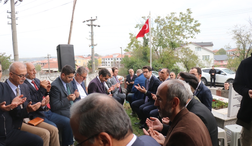 Şehit Kaymakam Safitürk mezarı başında anıldı