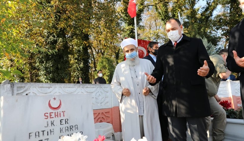 Şehit Kaymakam Safitürk mezarı başında anıldı