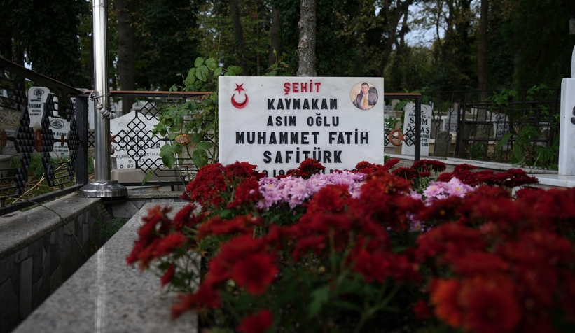 Şehit Kaymakam Safitürk, vefatının 7’nci yılında kabri başında anıldı