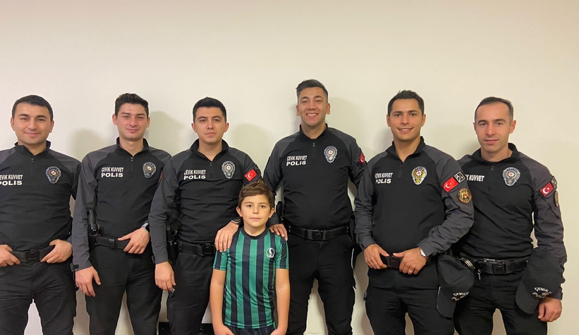 Şehit polisin oğluna unutulmaz bir gün yaşattılar