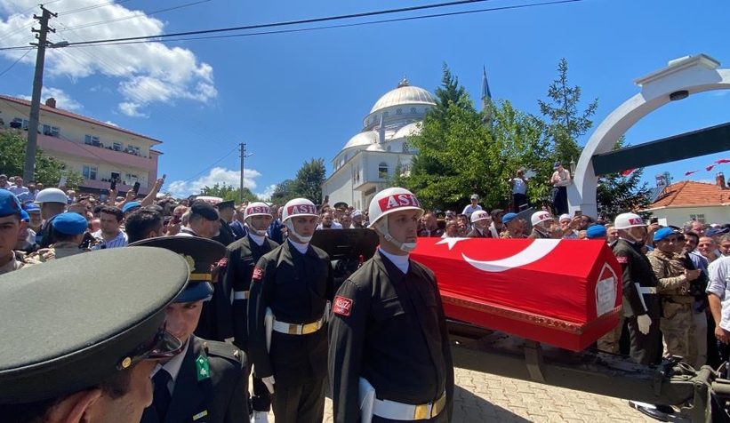 Şehit Teğmen Ömer Faruk Civelek'e son görev