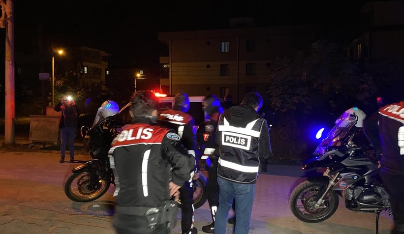 sehrin-dort-bir-yanindaki-metruk-binalara-baskinshlgqny1mx