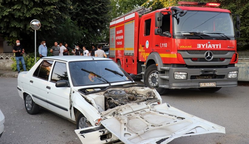 Şeker Mahalle'de kaza: 4 yaralı
