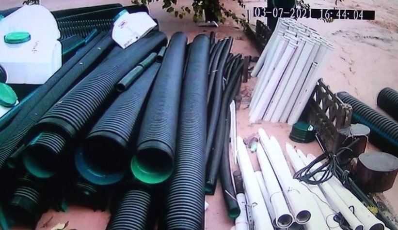 Sel felaketi kamerada