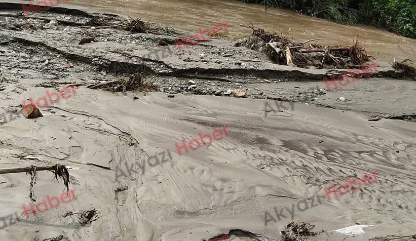 Sel sularına kapılan yaşlı adamı arama çalışmaları sürüyor