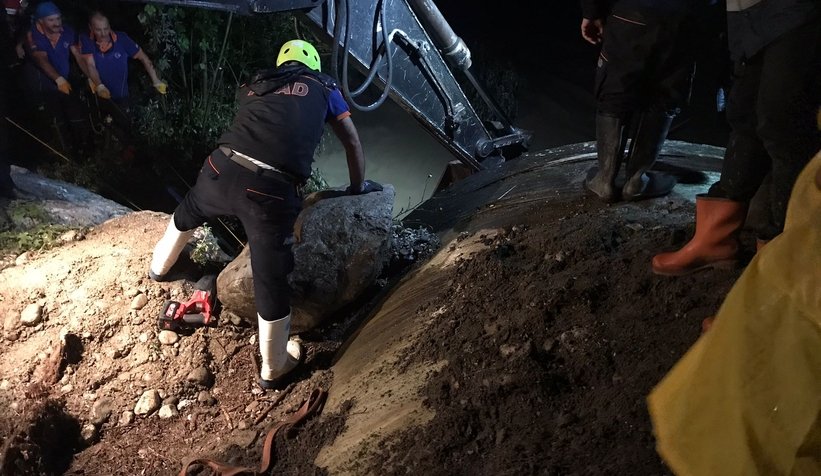 Sel sularına kapılan yaşlı adamın cansız bedeni bulundu