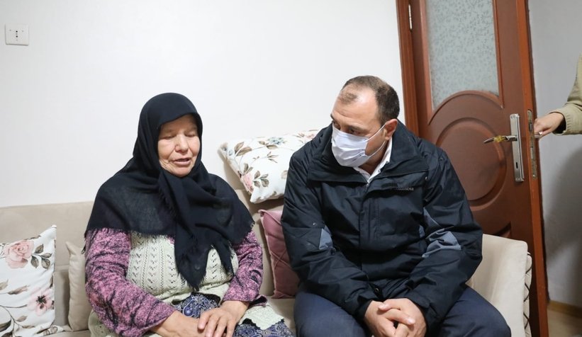 Selde hayatını kaybeden Özkul'un ailesini ziyaret etti