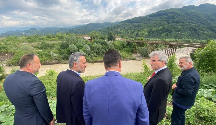 Selden zarar gören mahallelerde inceleme yaptılar