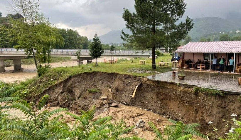 Selin vurduğu Akyazı'da yaralar sarılıyor