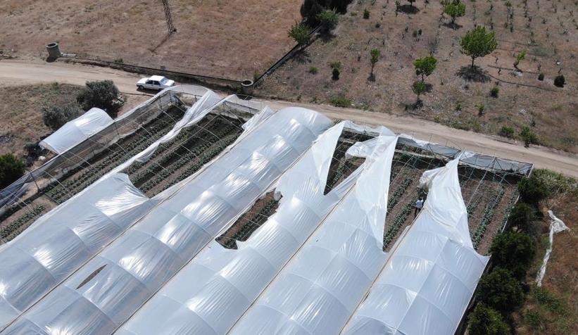 Seraları hortum vurdu