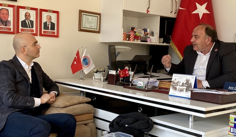 Serbes'den tebligat uyarısı; Vatandaşla muhtarlar karşı karşıya geliyor