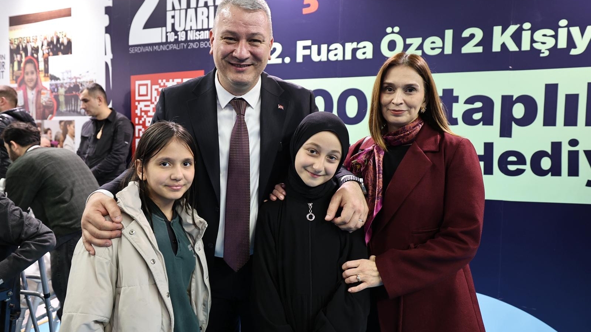 Serdivan 2. Kitap Fuarı görkemli bir törenle açıldı