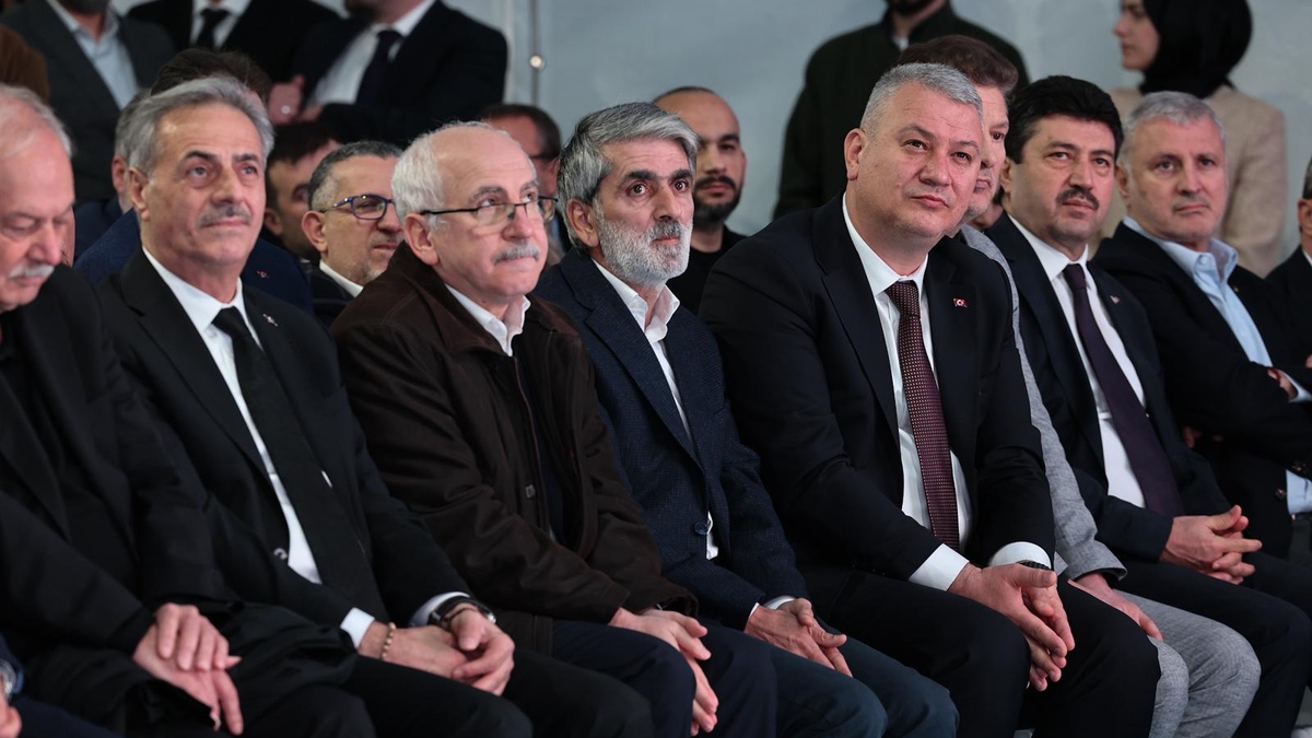 Serdivan 2. Kitap Fuarı görkemli bir törenle açıldı