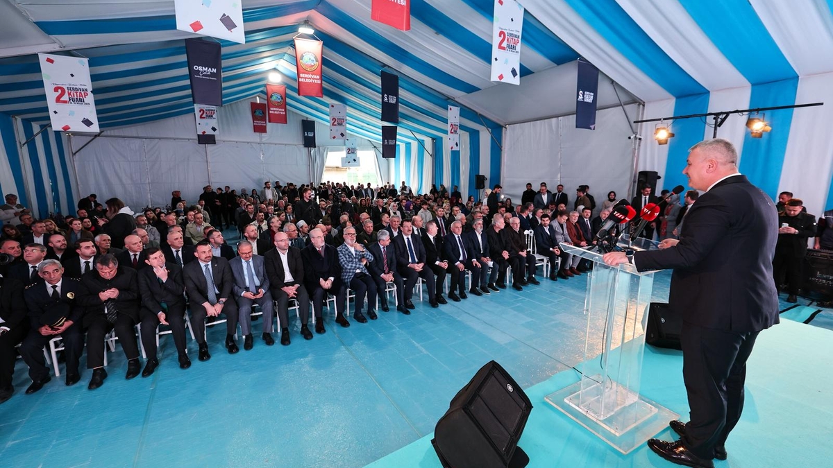 Serdivan 2. Kitap Fuarı görkemli bir törenle açıldı