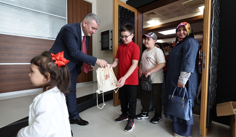 serdivan-belediyesi-meclisinde-soz-hakki-cocuklarinewdtuddnul