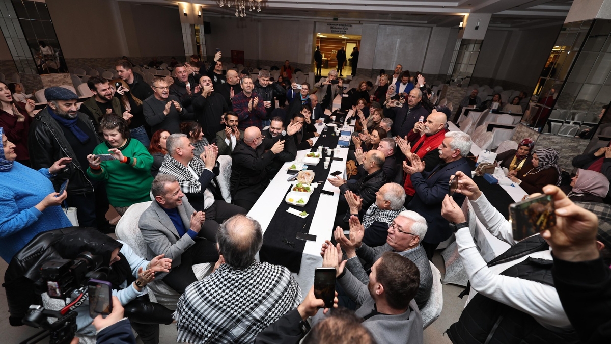 Serdivan Belediyesi'nden Çalışan Gazeteciler Günü için özel gece