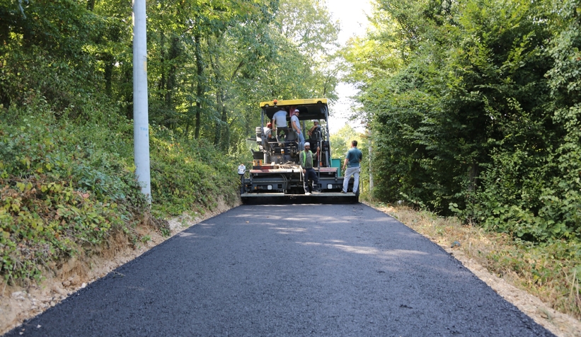 Serdivan'da asfalt sezonu tam gaz 
