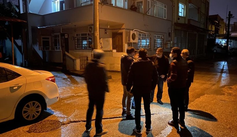 Serdivan'da dehşet; İki kişiyi bıçakladılar