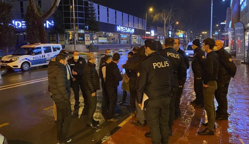 Serdivan'da dehşet; İki kişiyi bıçakladılar