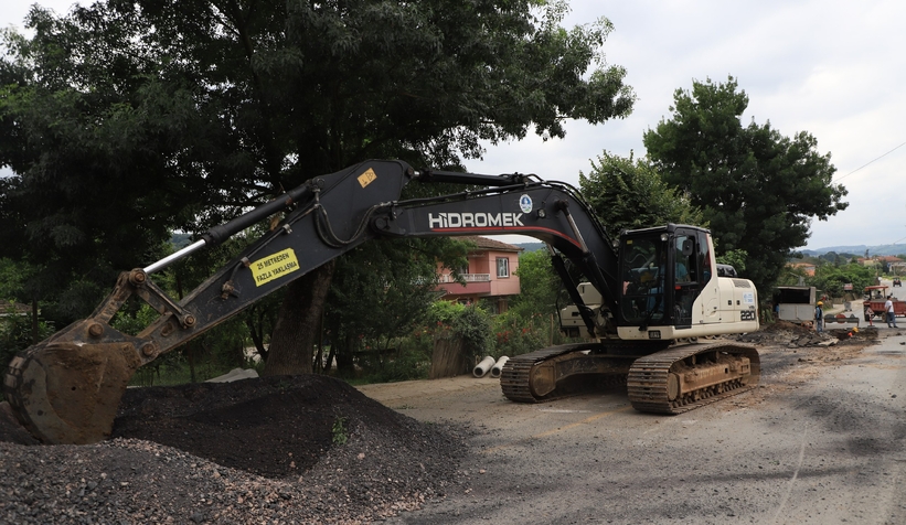 Serdivan'da dev altyapı çalışması tüm hızıyla devam ediyor