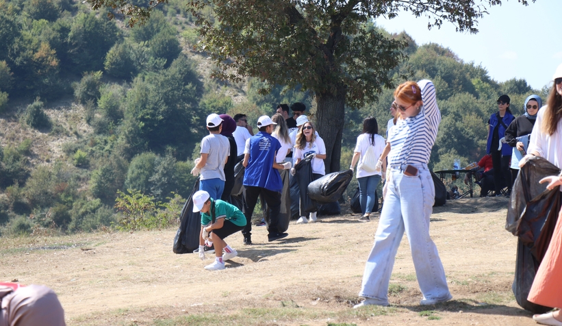 Serdivan'da Dünya Temizlik Günü etkinliği gerçekleştirildi