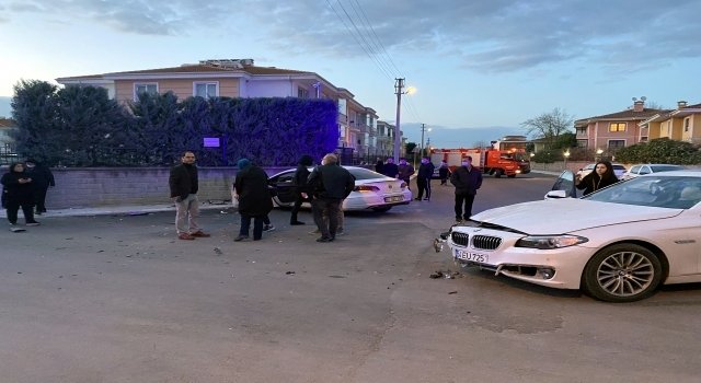 Serdivan'da kaza sonrası ortalık karıştı