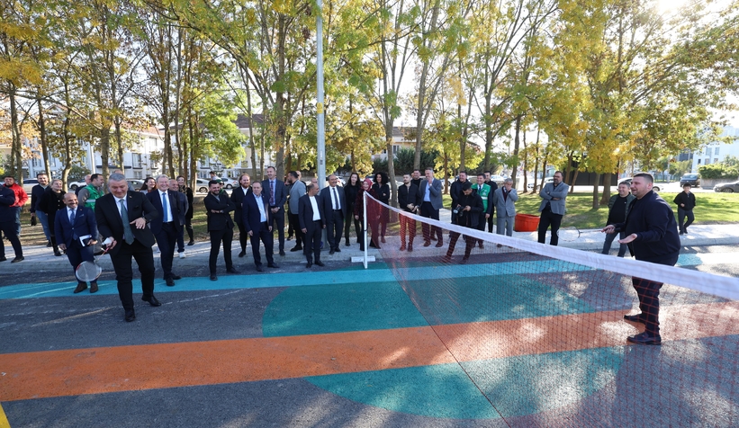 Serdivan'da Oyun Sokağı açıldı