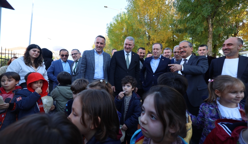 Serdivan'da Oyun Sokağı açıldı