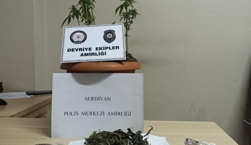 Serdivan'da uyuşturucu tacirlerine operasyon