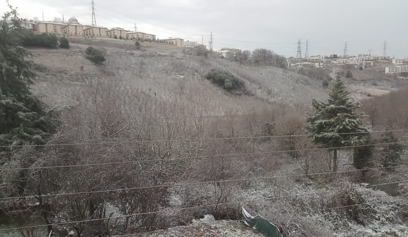 Serdivan'ın yüksek kesimleri beyaza büründü