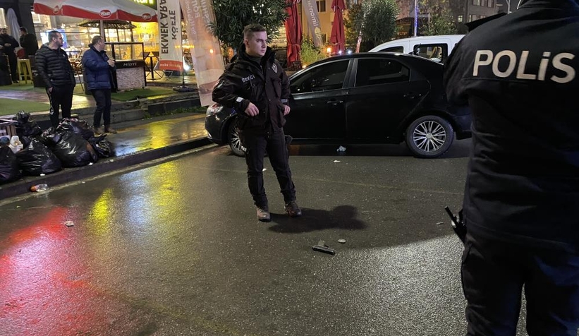 serdivan-kafeler-caddesi-nde-silahlar-ateslendieuhjkzhpat