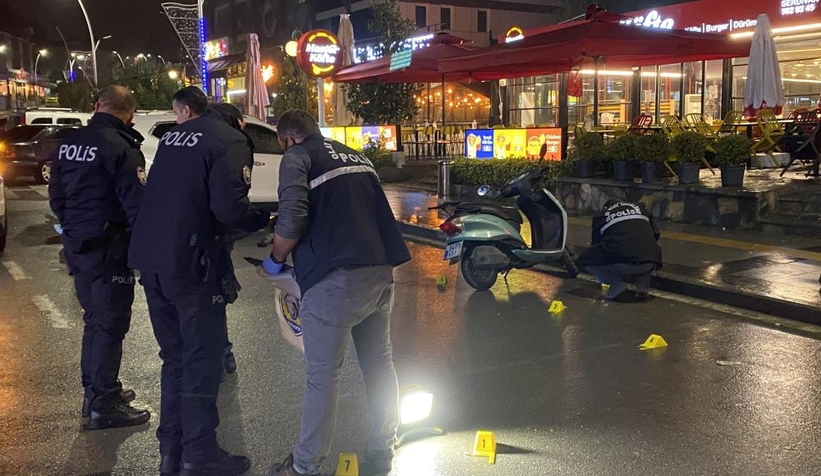 serdivan-kafeler-caddesi-nde-silahlar-ateslendieuhjkzhpat