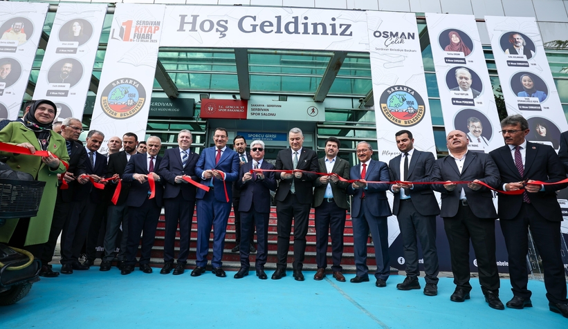 serdivan-kitap-fuari-acildiehhnnutqa1