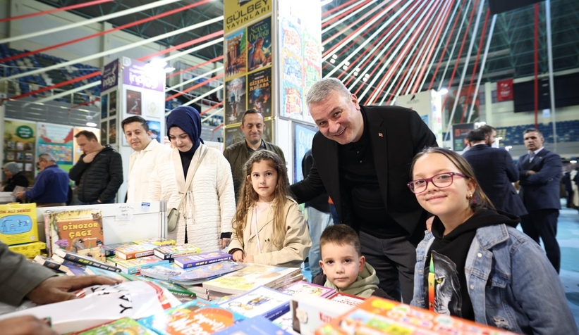 serdivan-kitap-fuarina-kitapseverlerden-buyuk-ilgivgd2qzvroe