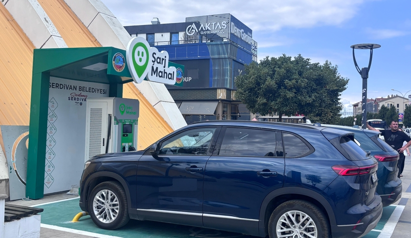 Serdivan’da elektrikli araç şarj istasyonları kuruluyor