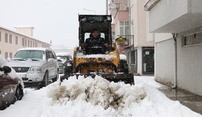 Serdivan’da karla mücadele